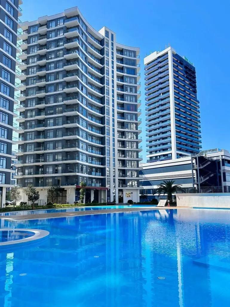 3-Room Apartment For Rent In Batumi, Zakaria Chichinadze St, 44 view 2