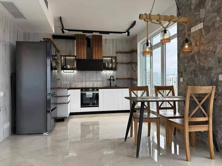 3-Room Apartment For Rent In Batumi, Zakaria Chichinadze St, 44 view 9