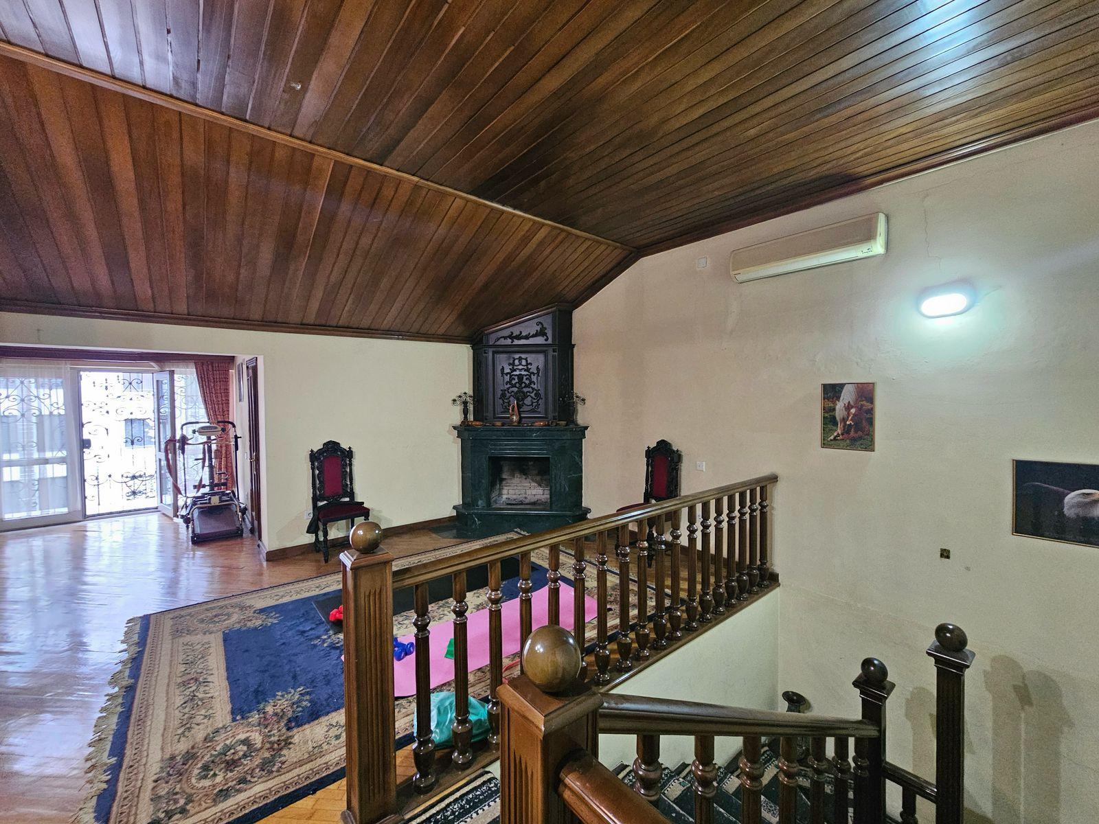 12-Room House For Sale In Batumi, Alexander Kazbegi St, 9 view 3