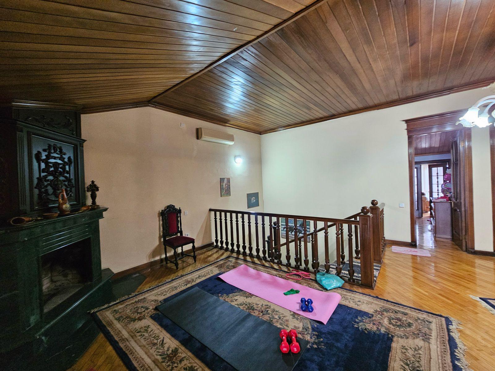 12-Room House For Sale In Batumi, Alexander Kazbegi St, 9 view 6