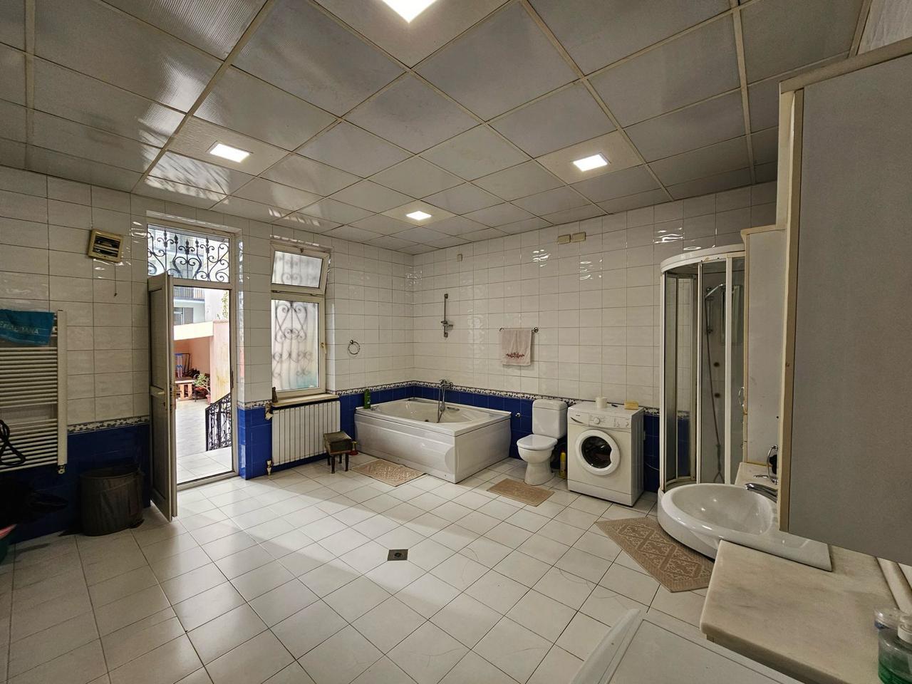 12-Room House For Sale In Batumi, Alexander Kazbegi St, 9 view 17