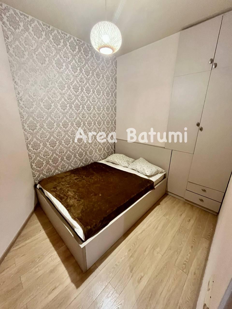2-Room Apartment For Rent In Batumi, Alexander Kazbegi St, 17-19 view 3