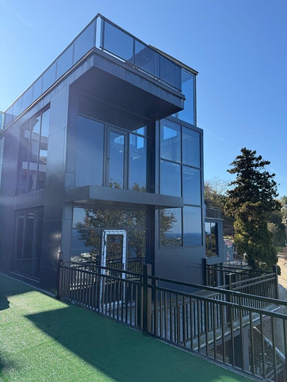 4-Room House For Sale In Batumi, David Aghmashenebeli St, 58 view 1