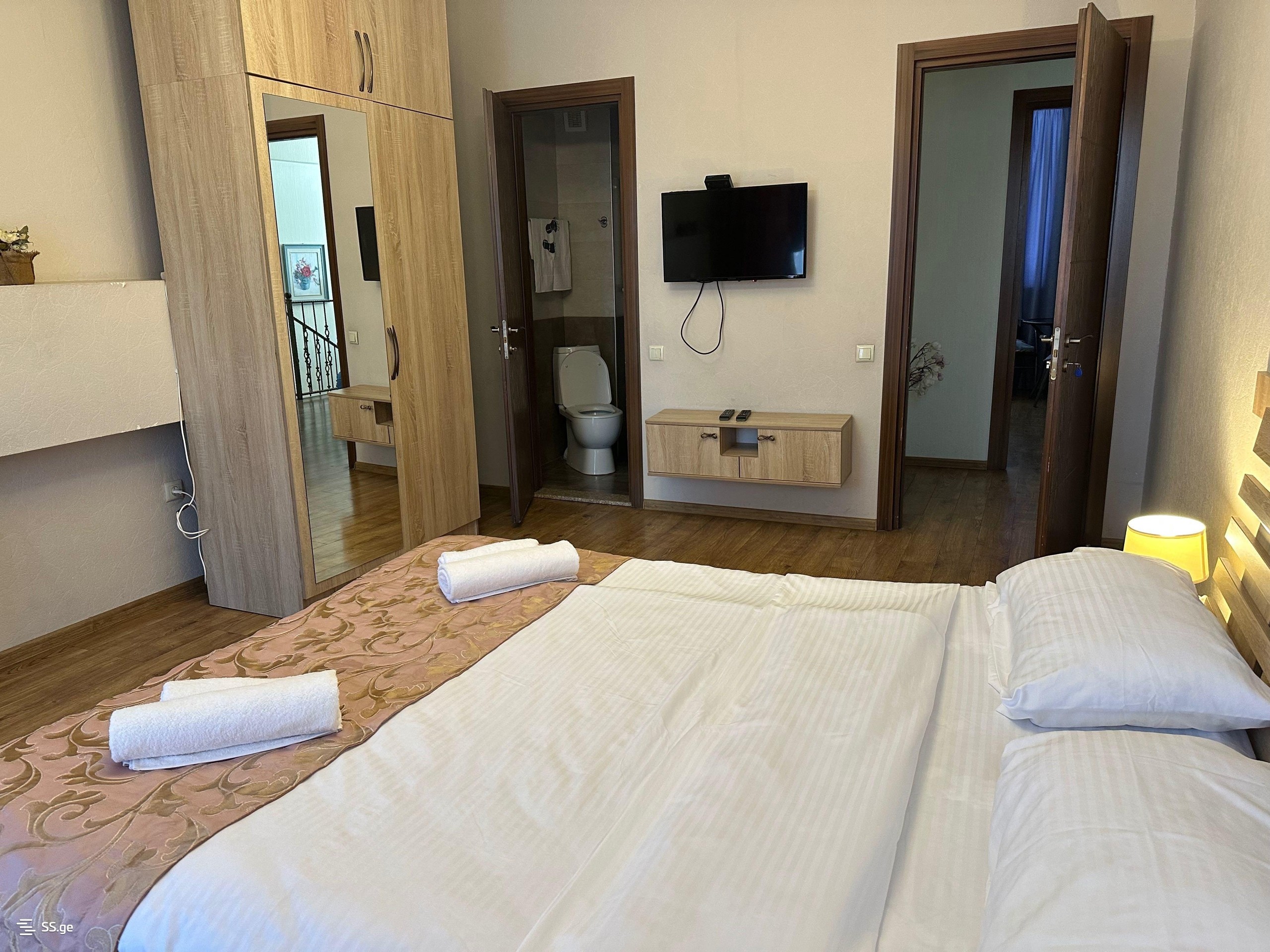5-Room Apartment In Tbilisi, Qethevan Camebuli St, 140 M², Is Available For Daily Rent For 100 ₾ view 8