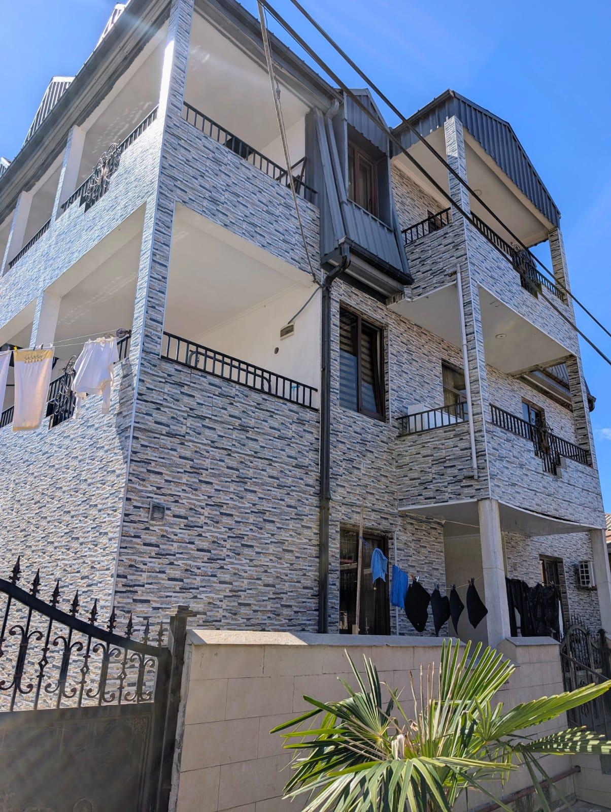 8-Room House For Sale In Batumi, Luka Asatiani St, 101-103a view 3