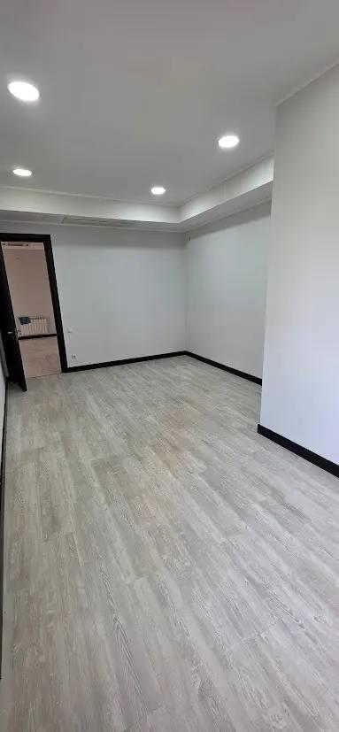 Vakhtang Gorgasali St, 30b: Commercial Property, 200.0 M² | Korter.Ge view 2