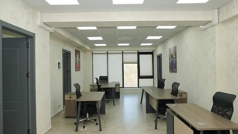 Vakhtang Gorgasali St, 10: Commercial Property, 450.0 M² | Korter.Ge view 1