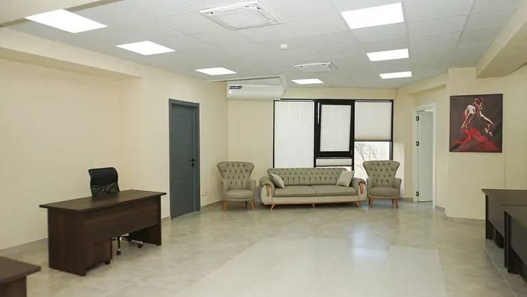 Vakhtang Gorgasali St, 10: Commercial Property, 450.0 M² | Korter.Ge view 9
