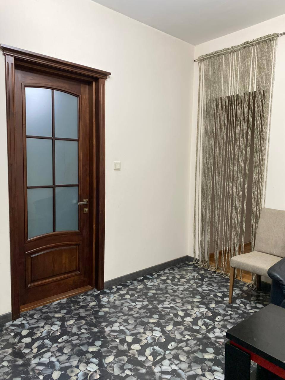 3-Room House For Rent In Batumi, Konstantine Gamsakhurdia St, 23 view 2