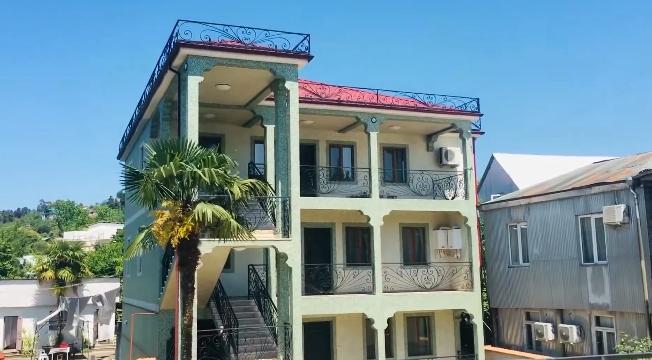 9-Room House In Batumi, Markoz Achareli 3rd Lane, 20, 350 M², Is Available For Daily Rent For $90 view 3