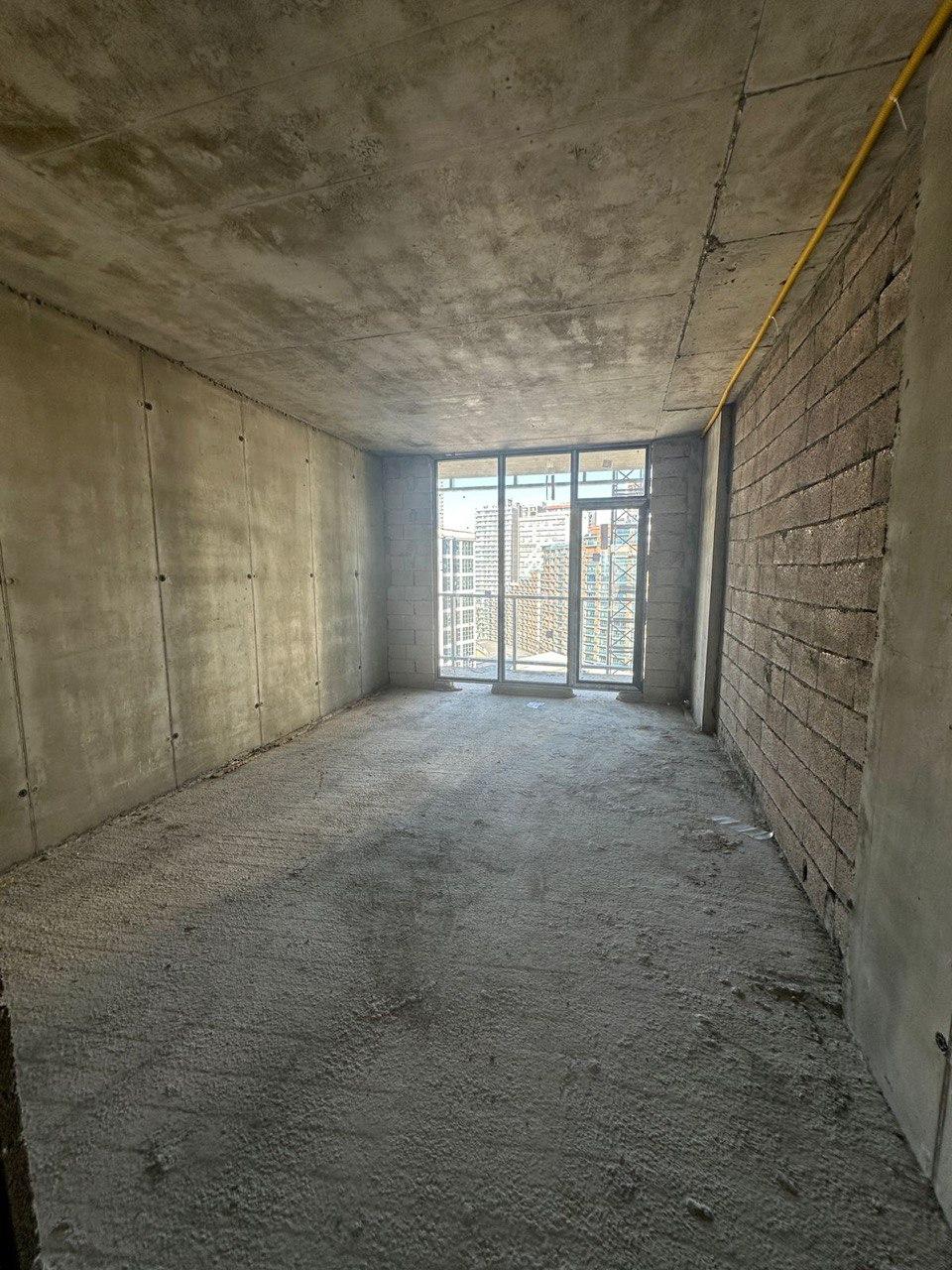 Studio Apartment For Sale view 2