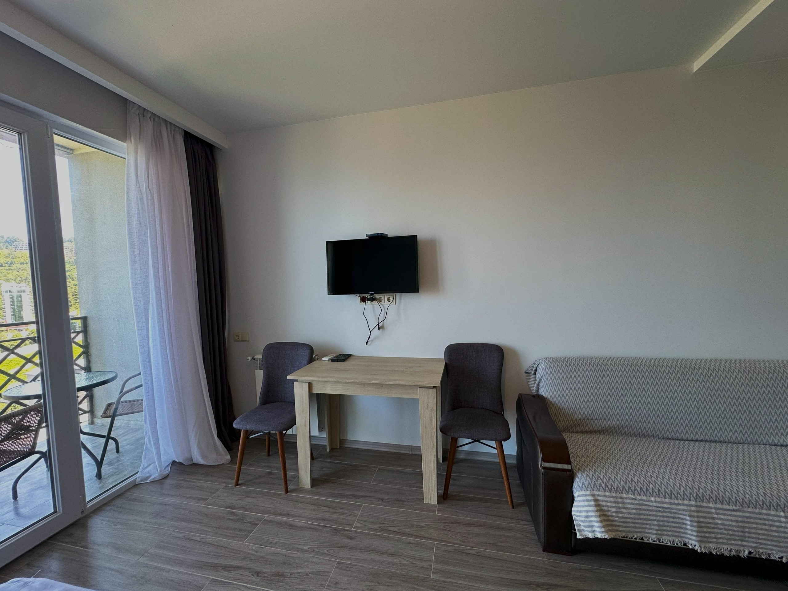Studio Apartment For Daily Rent In Batumi, Green House, 32 M² — 159 ₾ Per Day view 4