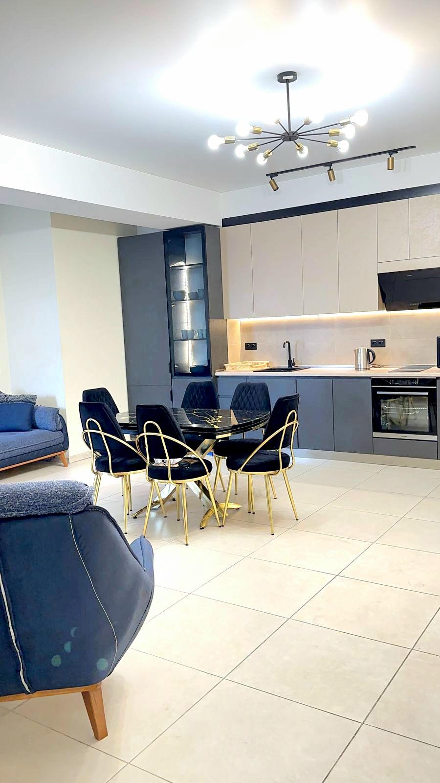 4-Room Apartment In Tbilisi, Ortachala Residence, 110 M², Is Available For Daily Rent For 270 ₾ view 1