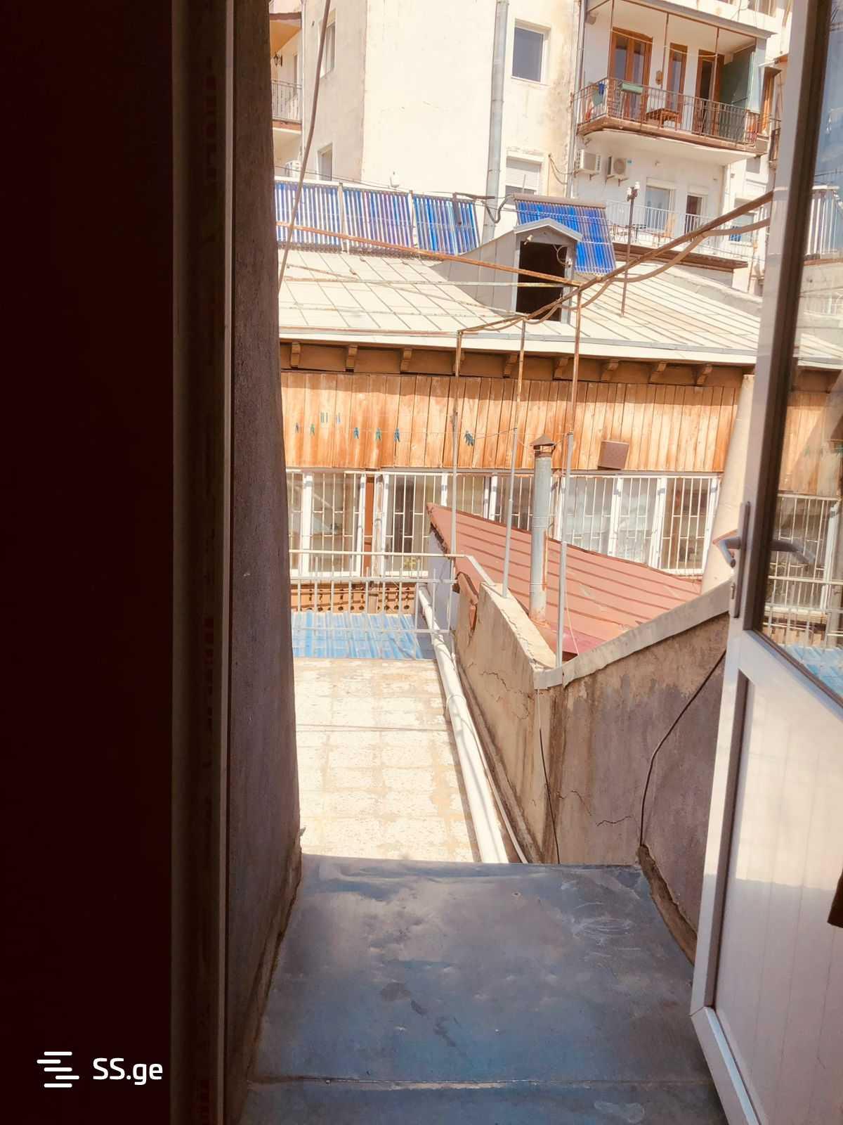 2-Room Apartment In Tbilisi, Iveria St, 40 M², Is Available For Daily Rent For 1 000 ₾ view 10