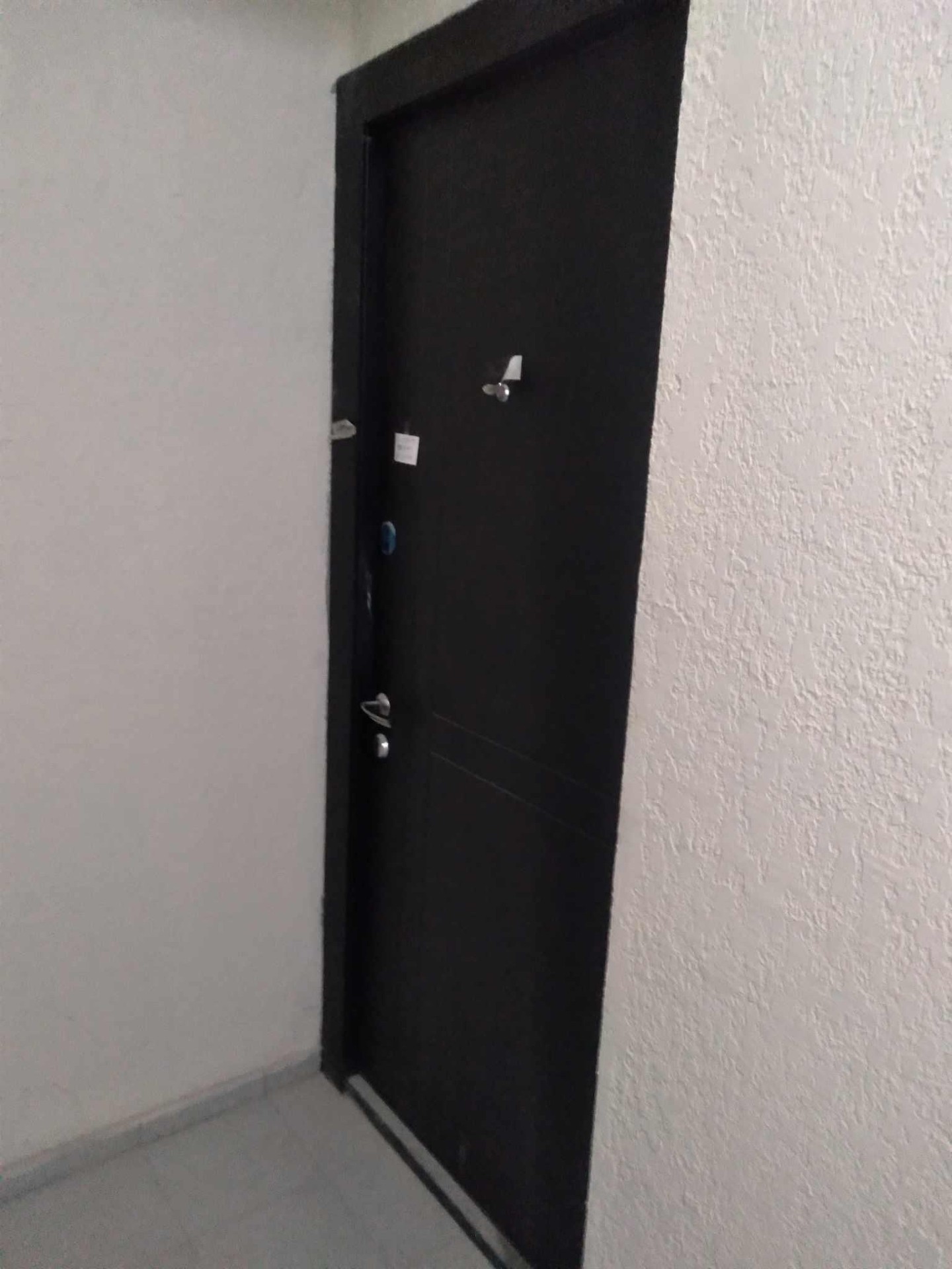 2-Zimmer-Wohnung, Ivertubani