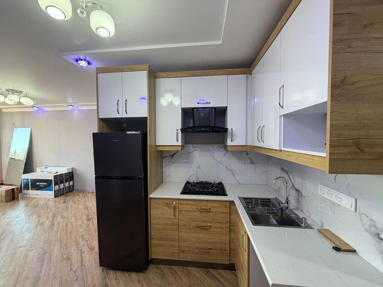 3-Room Apartment For Sale In Batumi, Petre Bagrationi St, 69 view 1