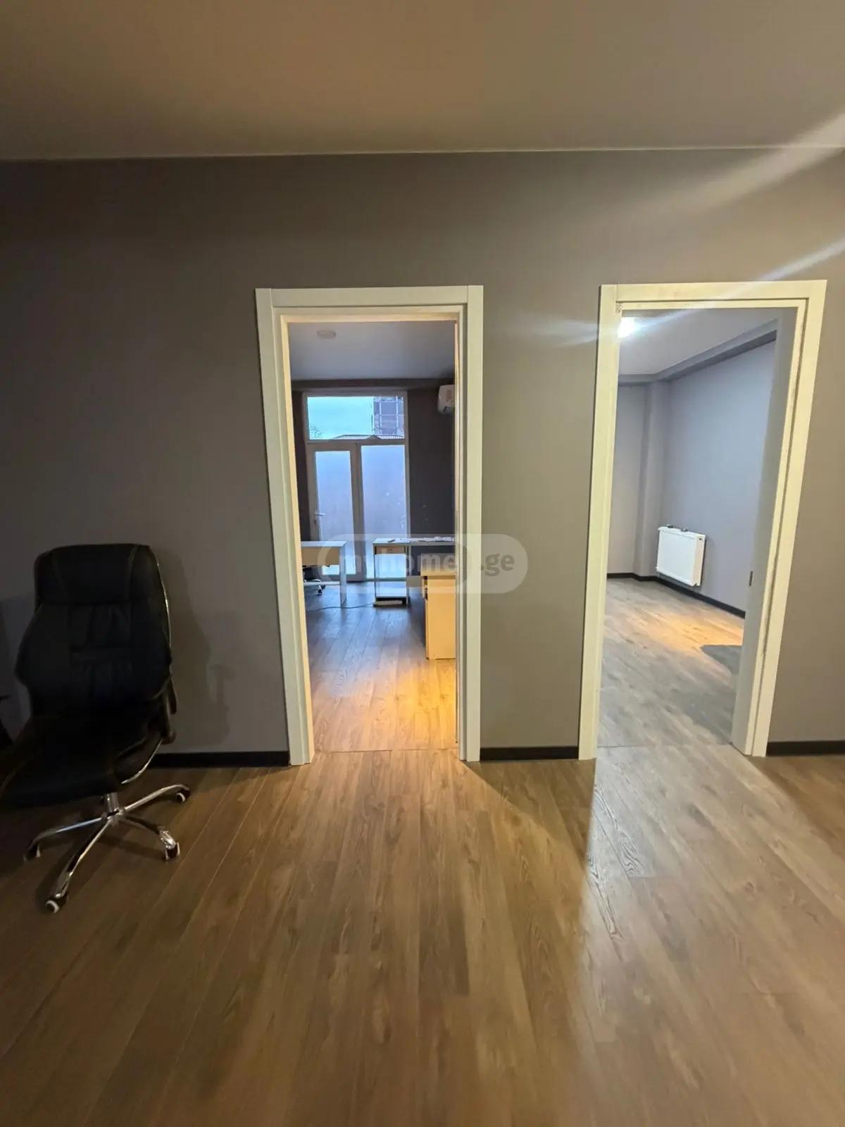 Commercial Property For Rent: 212 M² In Batumi, Petre Melikishvili St – $2,500 view 10