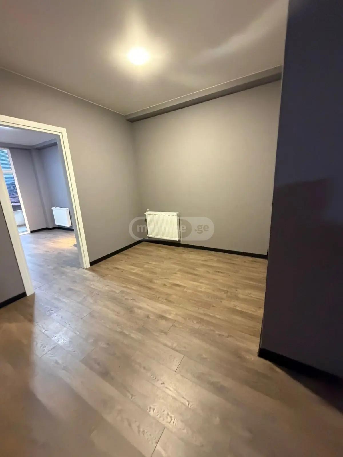 Commercial Property For Rent: 212 M² In Batumi, Petre Melikishvili St – $2,500 view 11