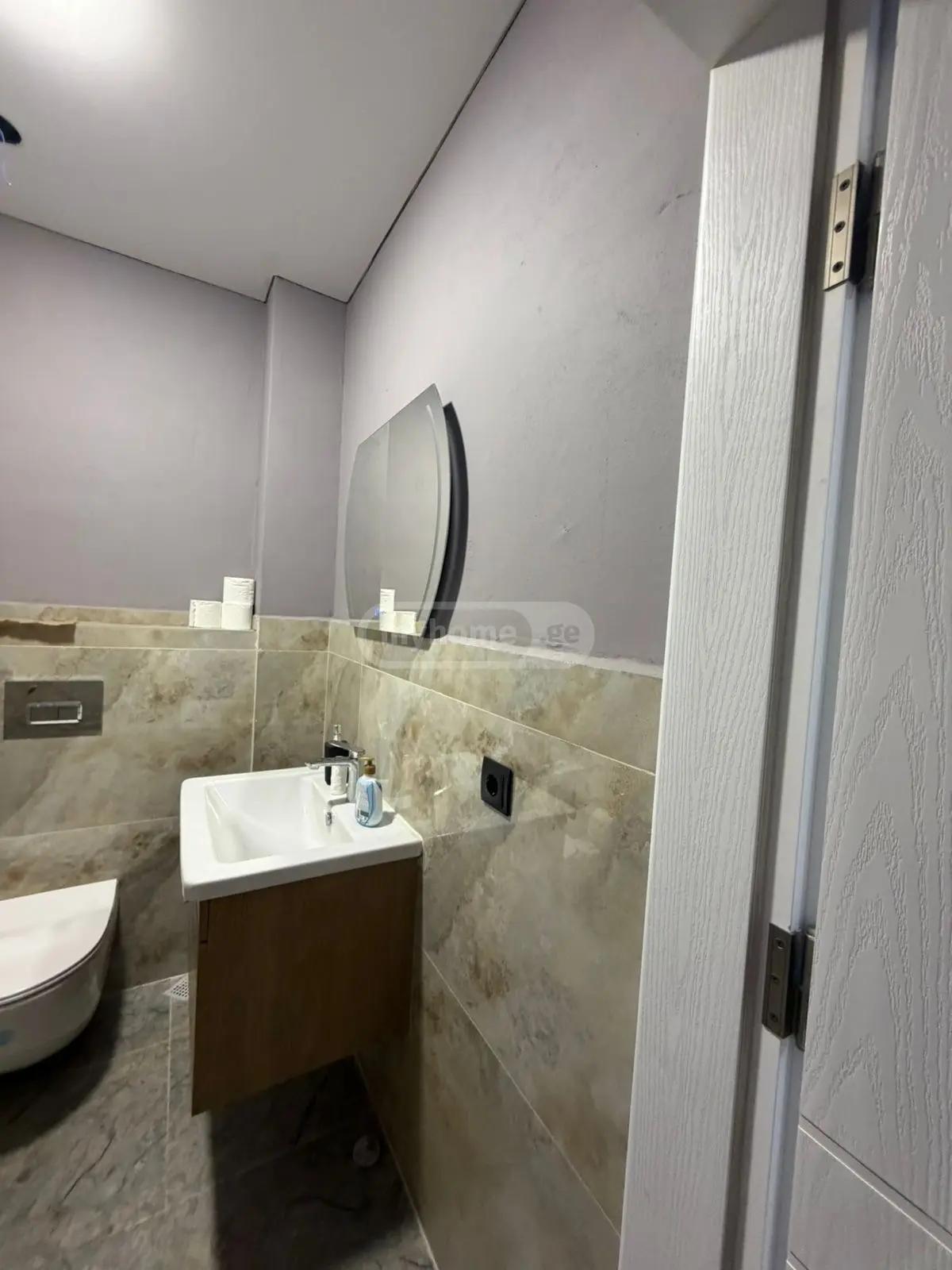 Commercial Property For Rent: 212 M² In Batumi, Petre Melikishvili St – $2,500 view 14