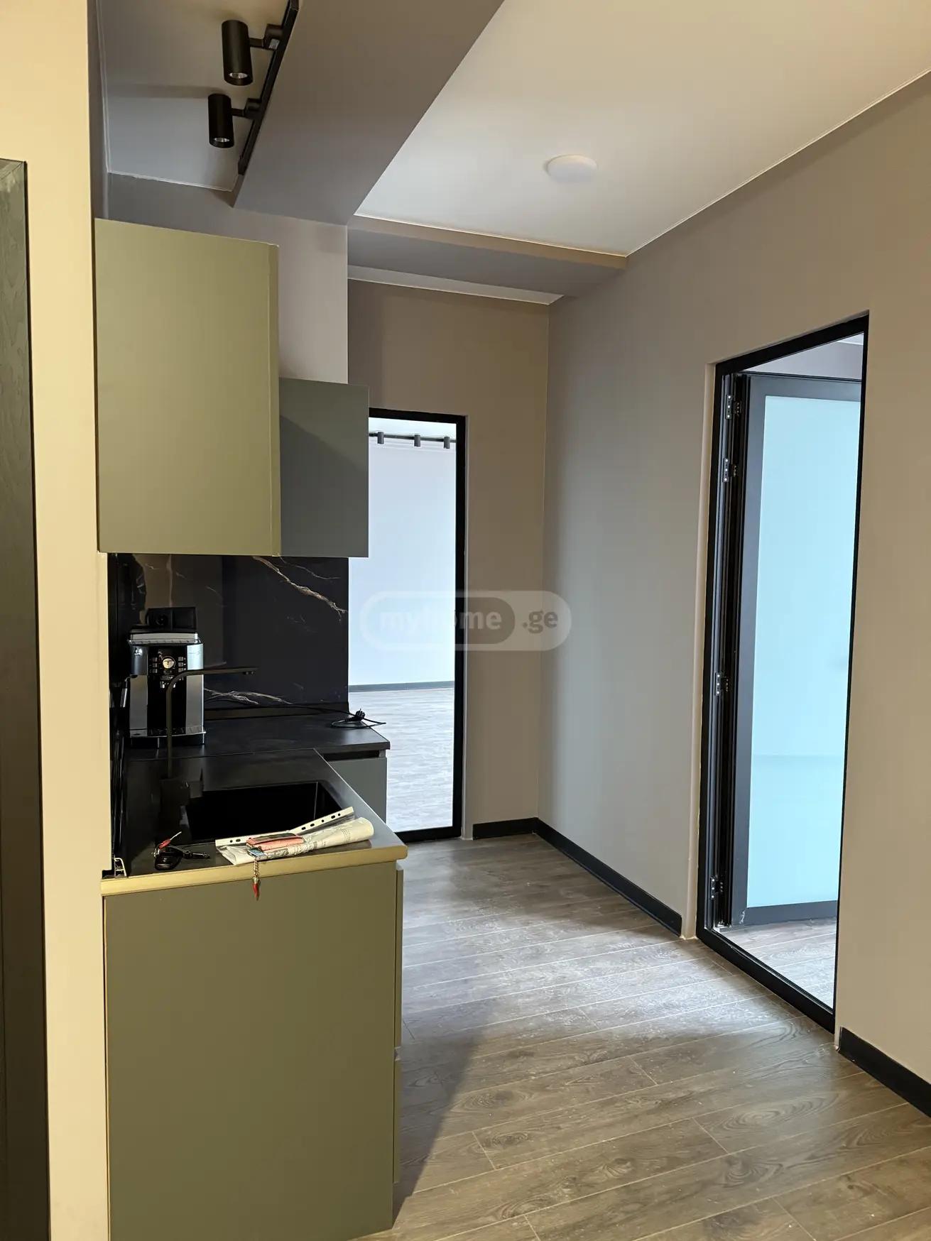 Commercial Property For Rent: 212 M² In Batumi, Petre Melikishvili St – $2,500 view 4