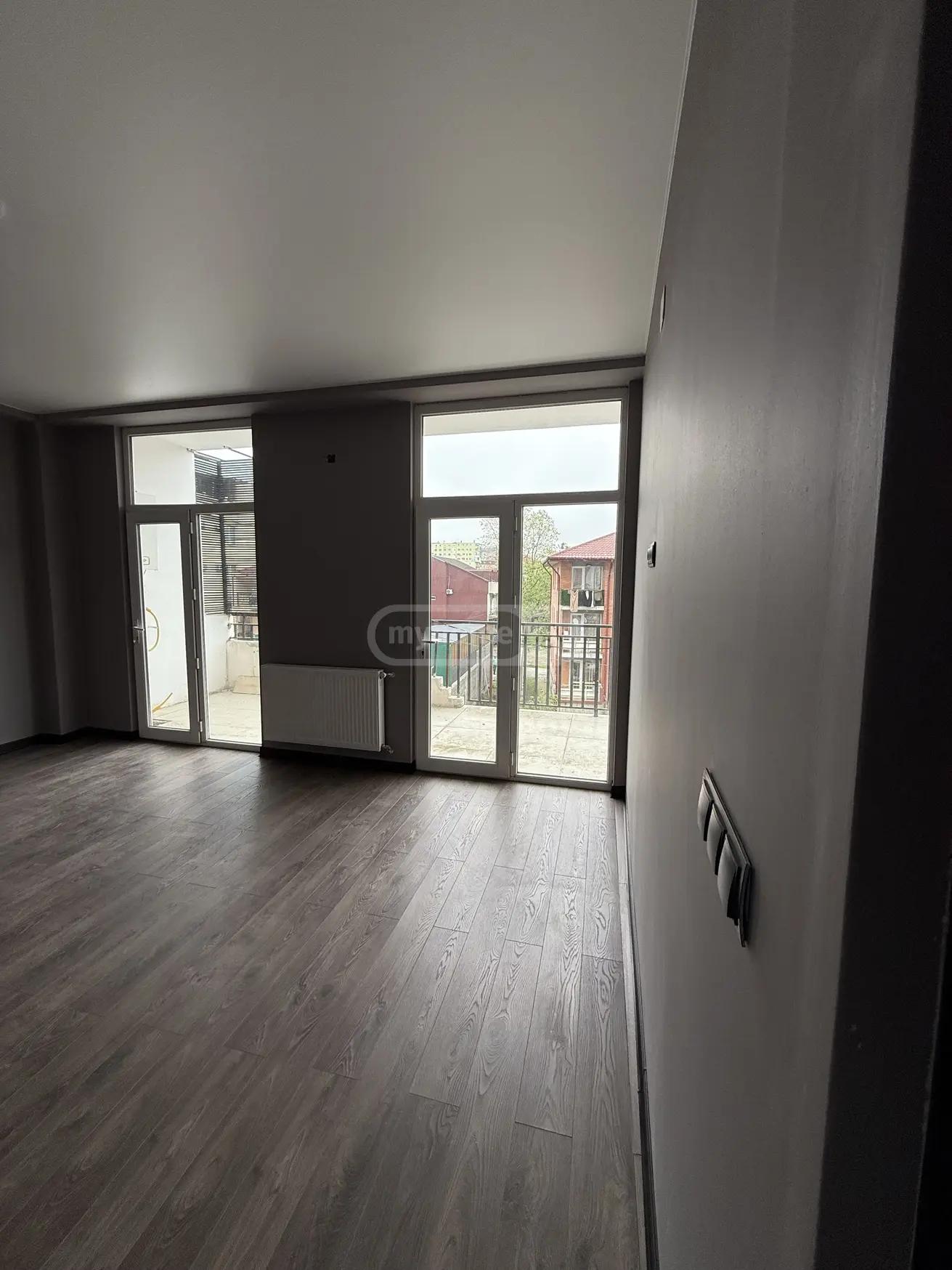 Commercial Property For Rent: 212 M² In Batumi, Petre Melikishvili St – $2,500 view 3