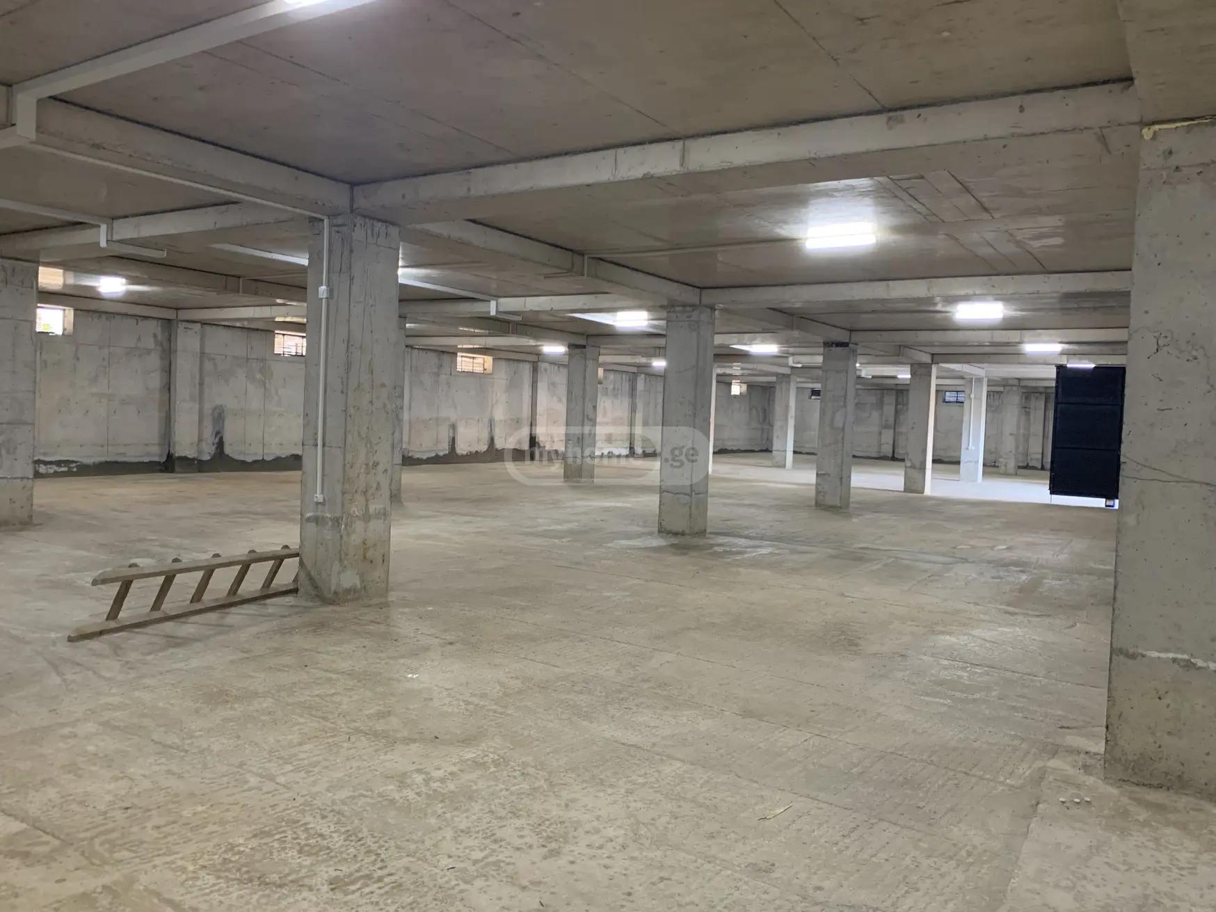 Commercial Property For Rent: 850 M² In Batumi, Khakhuli St – $2,200 view 4