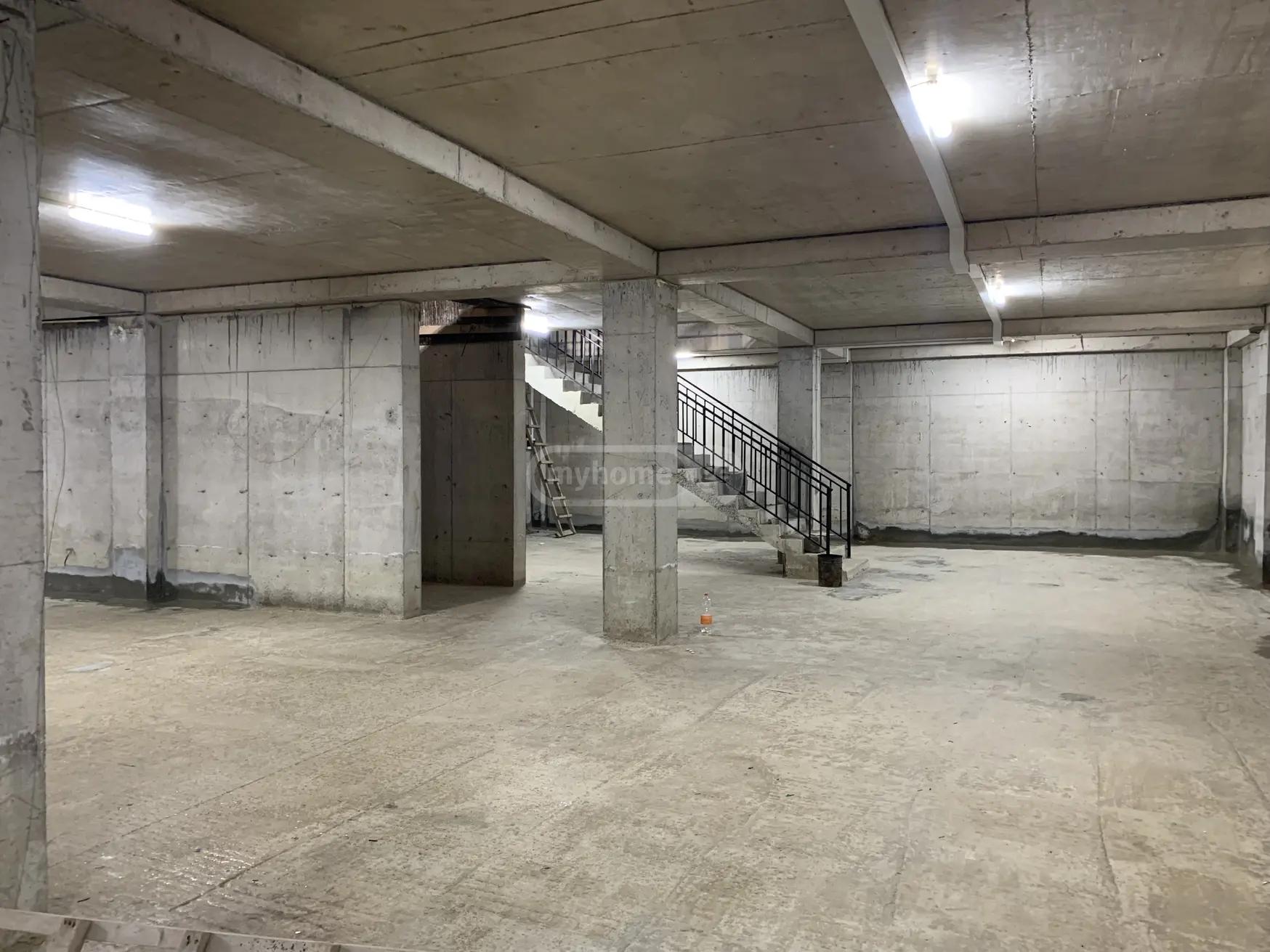Commercial Property For Rent: 850 M² In Batumi, Khakhuli St – $2,200 view 6