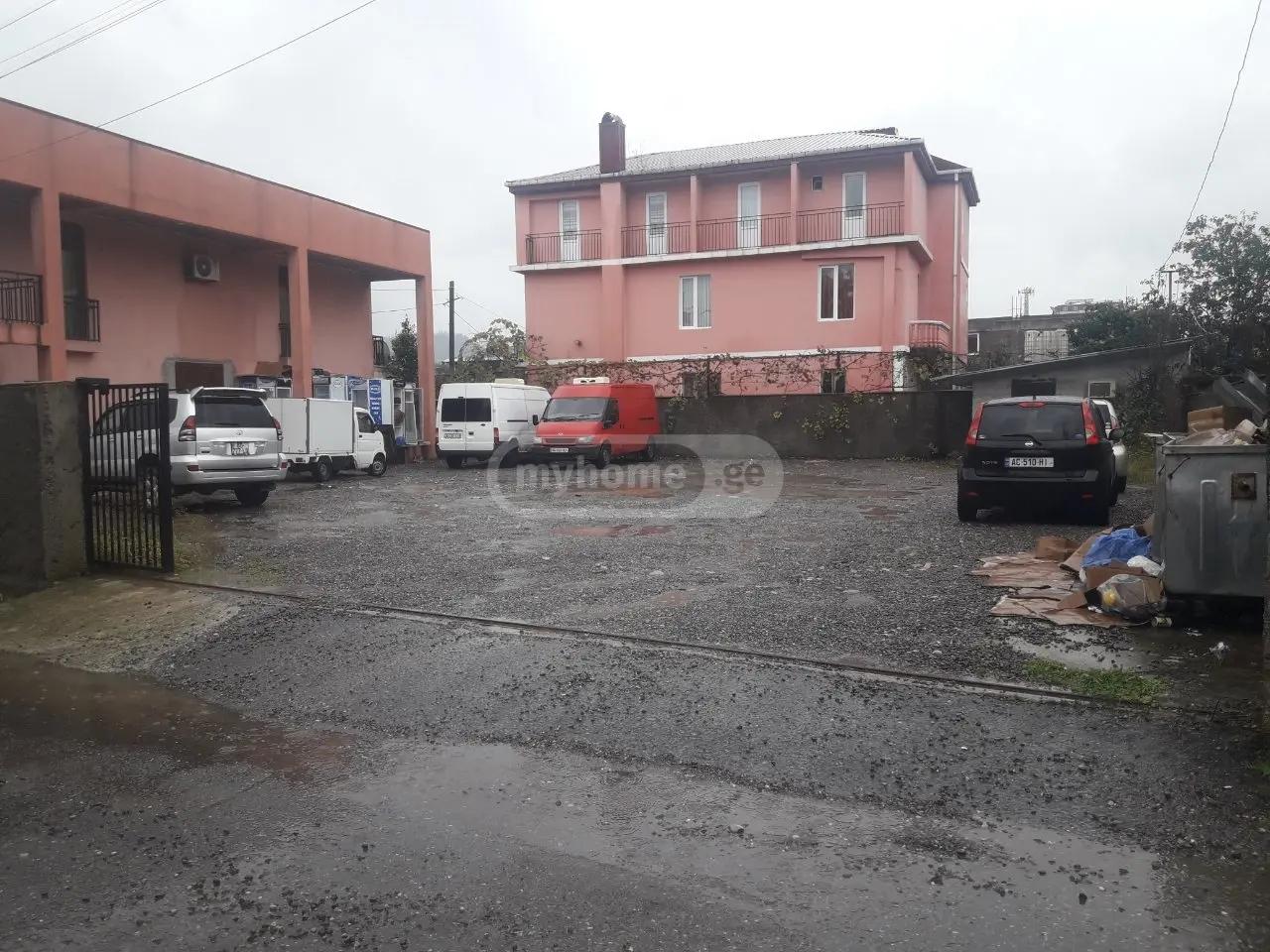 Commercial Property For Rent: 250 M² In Batumi, Oshki St, 2a – $1,750 view 1