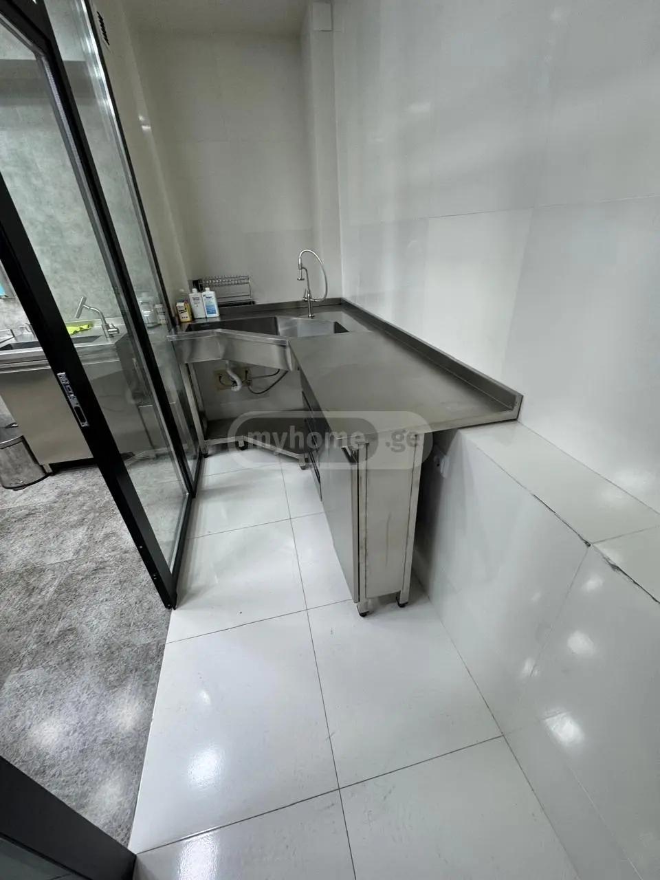 Commercial Property For Rent: 84 M² In Batumi, Kutaisi St, 3 – $1,700 view 9
