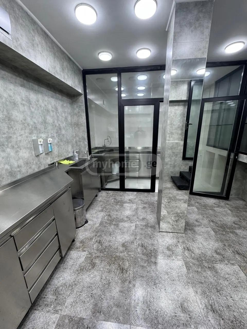Commercial Property For Rent: 84 M² In Batumi, Kutaisi St, 3 – $1,700 view 6