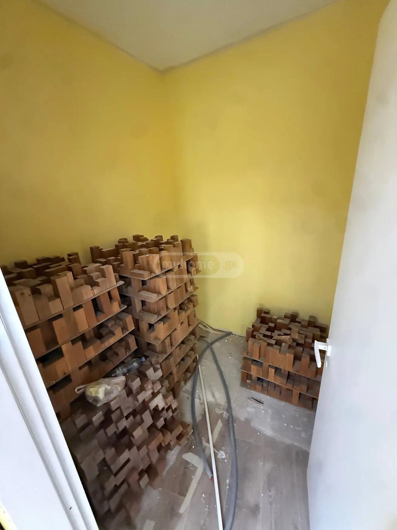 Commercial Property For Rent: 55 M² In Batumi, Stefane Zubalashvili St, 39/39a – $1,500 view 9