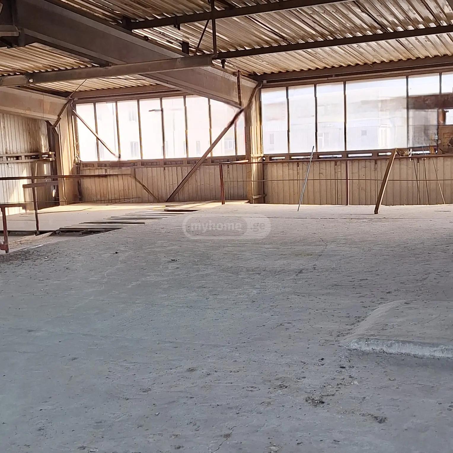 Commercial Property For Rent: 700 M² In Batumi, Petre Bagrationi St – $1,120 view 1