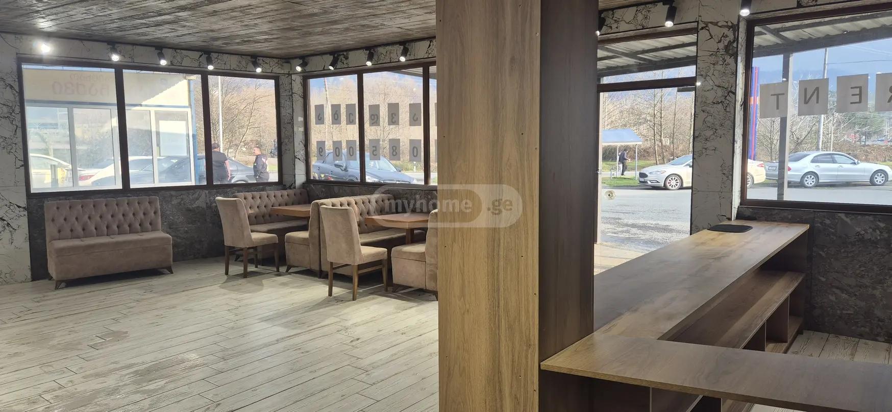 Commercial Property For Rent: 100 M² In Batumi, Tamar Mepe 1st Lane – $1,114 view 2
