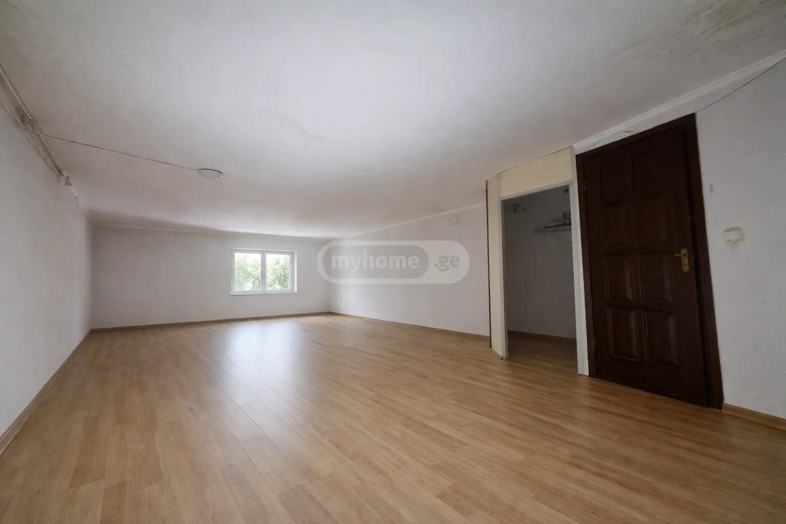 Commercial Property For Rent: 56.0 M² In Batumi, Zviad Gamsakhurdia St – $1,000 view 2
