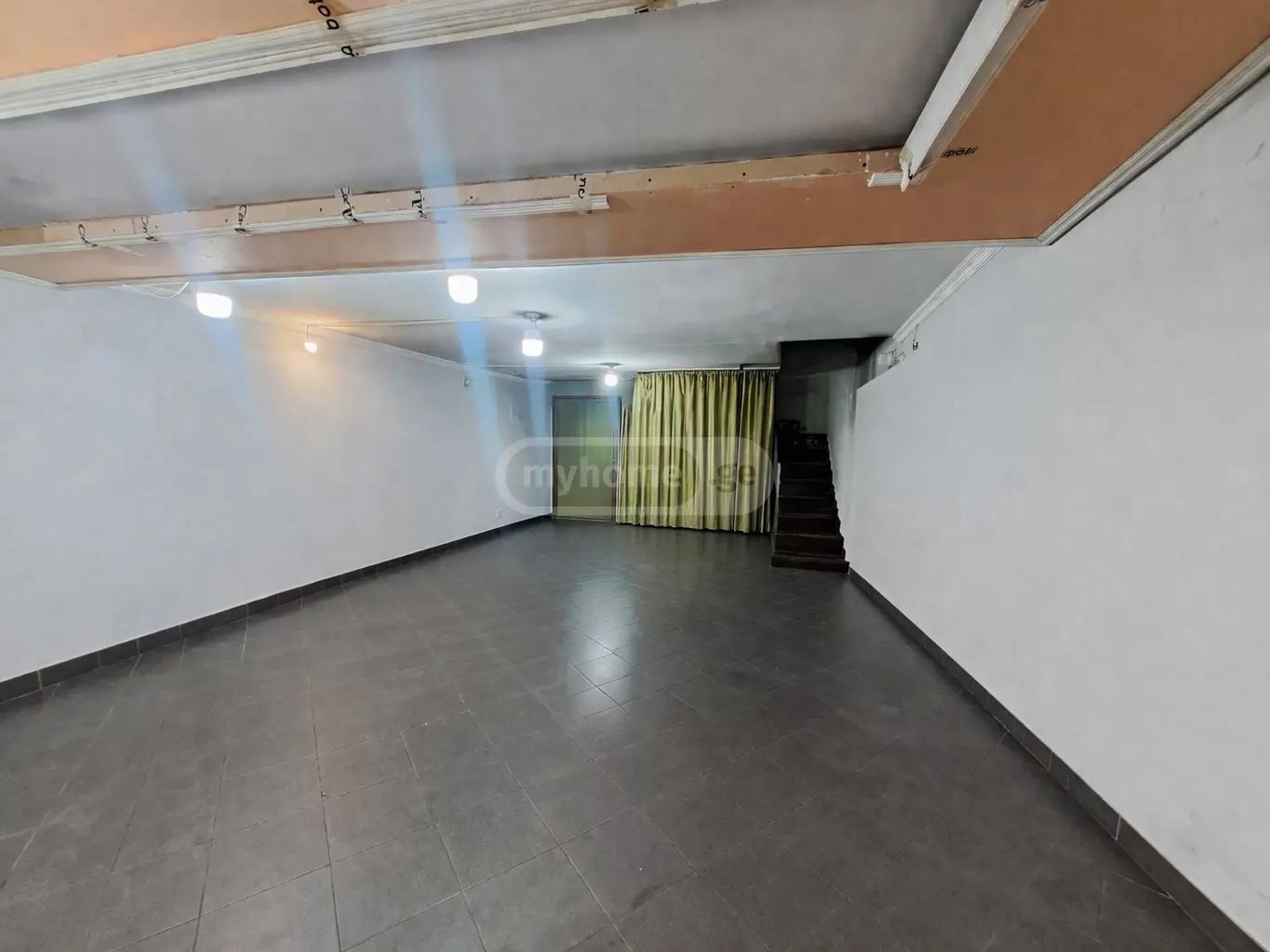 Commercial Property For Rent: 56.0 M² In Batumi, Zviad Gamsakhurdia St – $1,000 view 3
