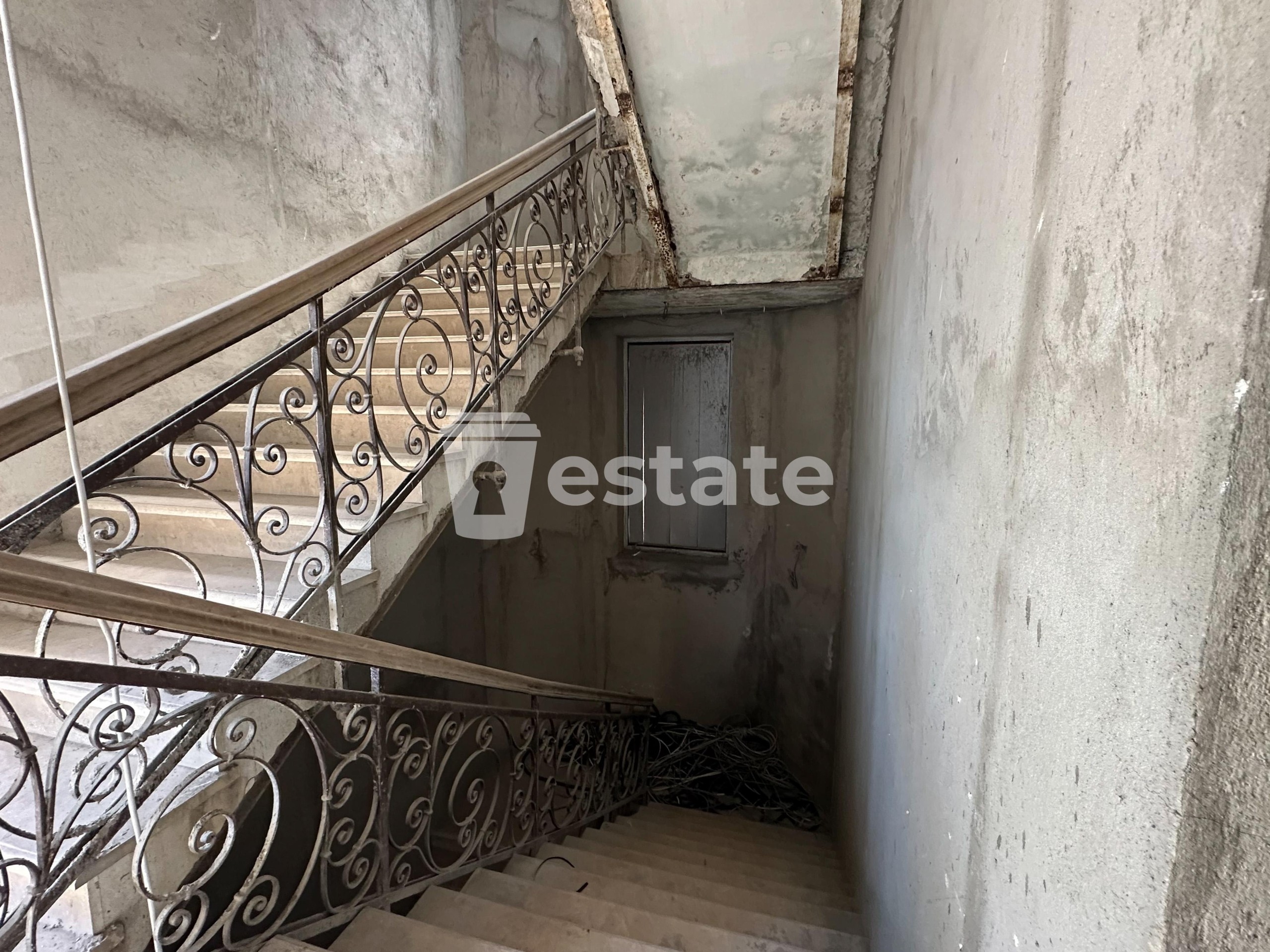 Commercial Property For Rent: 240 M² In Batumi, Luka Asatiani St, 15/44 – $4,000 view 2