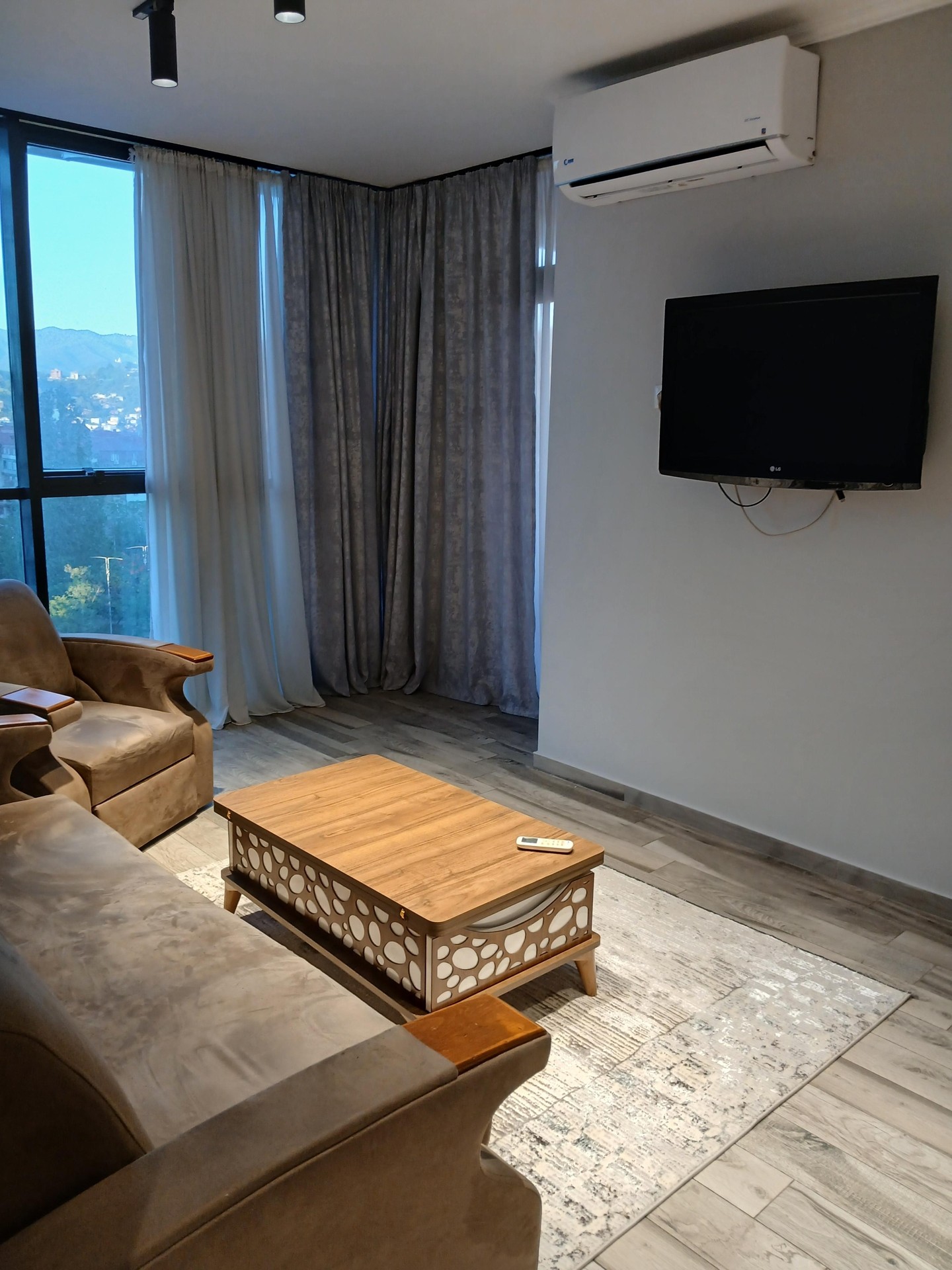 3-Room Apartment For Rent In Batumi, Batumi Sunrise Residence view 8
