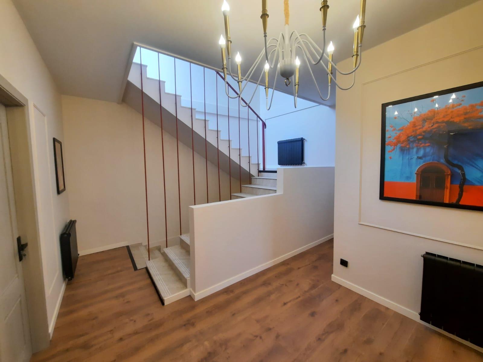 5-Room House For Sale In Batumi, Petre Bagrationi St, 230 view 9