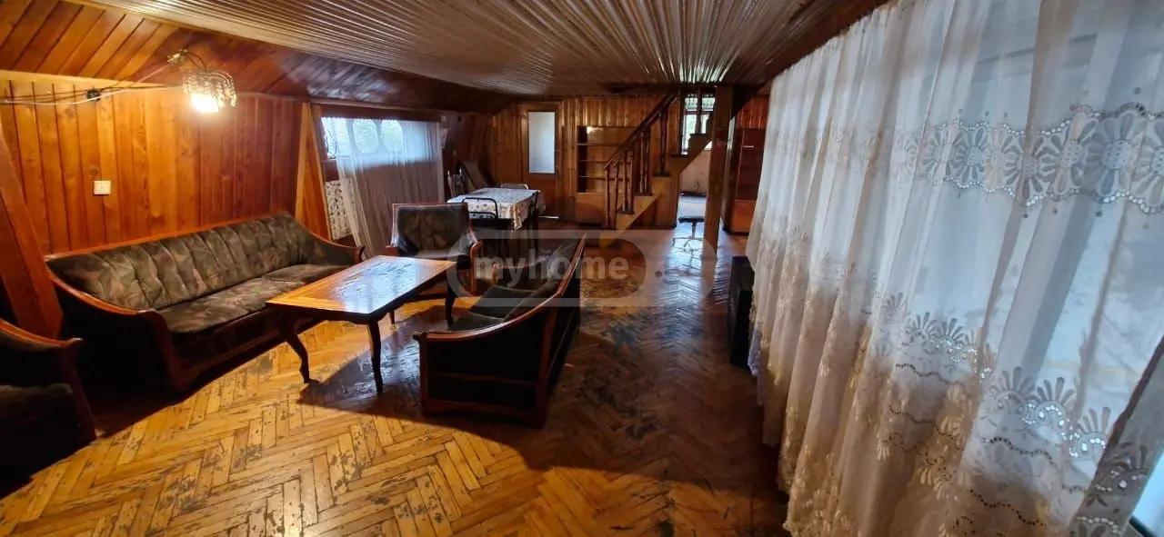 10-Room House For Sale In Batumi, Vazha-Pshavela St view 3