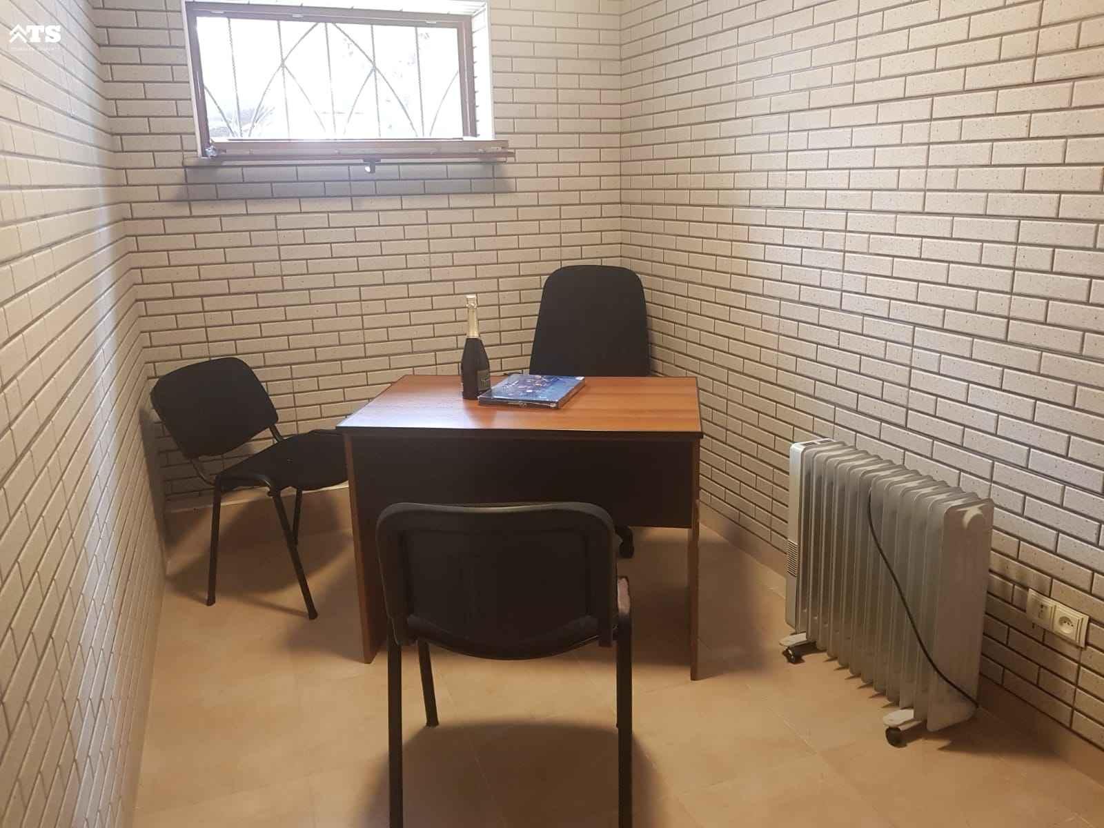 Commercial Property For Rent: 30 M² In Batumi, Luka Asatiani St, 5 – $600 view 4