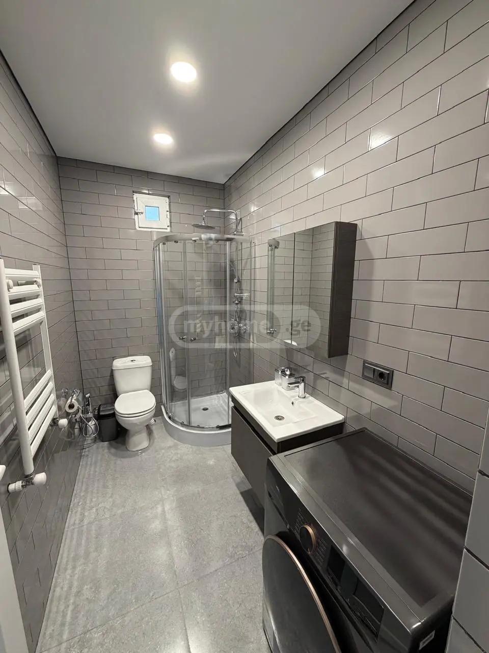 3-Room House For Rent In Batumi, Tsminda Evdemoz Pirveli (Diasamize) St, 2 view 9