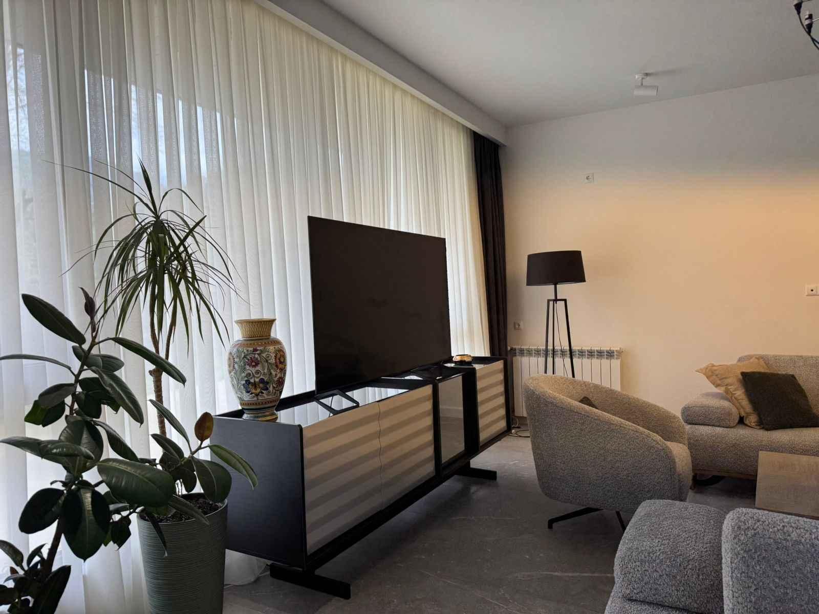 5-Room House For Rent In Batumi, Petre Bagrationi St, 12 view 4