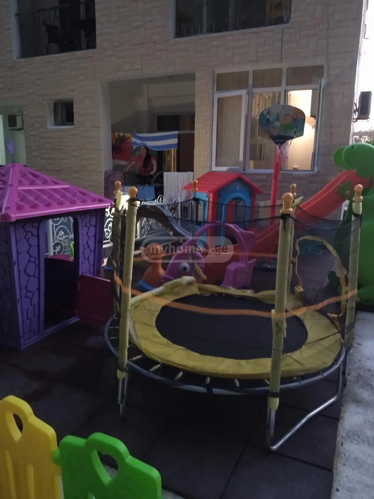 10-Room Townhouse For Sale In Batumi, Tsminda Evdemoz Pirveli (Diasamize) St, 50 view 1