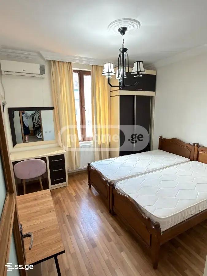8-Room House For Rent In Batumi, Vakhtang Shamiladze St, 32 view 3
