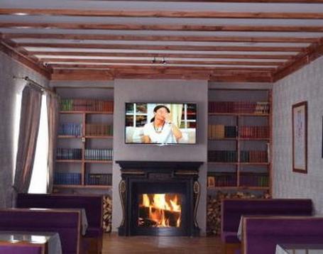 Продажа 28-BR Cottage в In Gudauri, Mtskheta Stepantsminda Larsi, 1 view 3