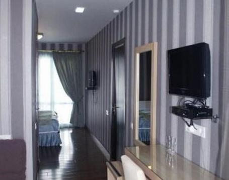 Продажа 28-BR Cottage в In Gudauri, Mtskheta Stepantsminda Larsi, 1 view 5