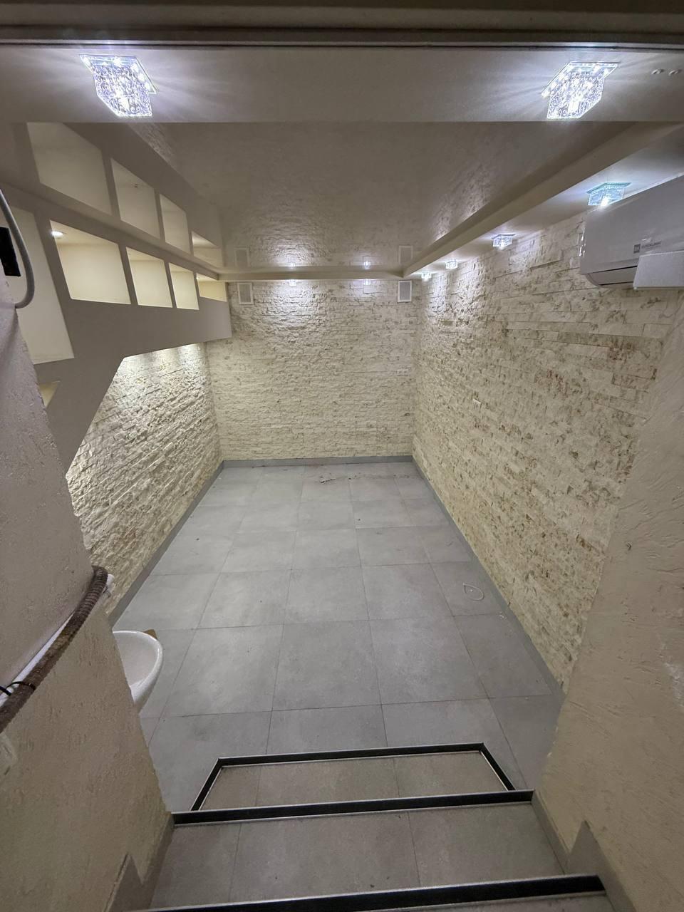 Commercial Property For Rent: 15 M² In Batumi, Tadzari St, 13 – $950 view 5