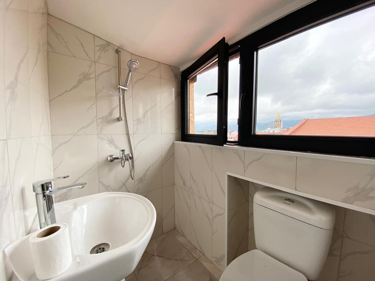 Studio Apartment For Sale view 5