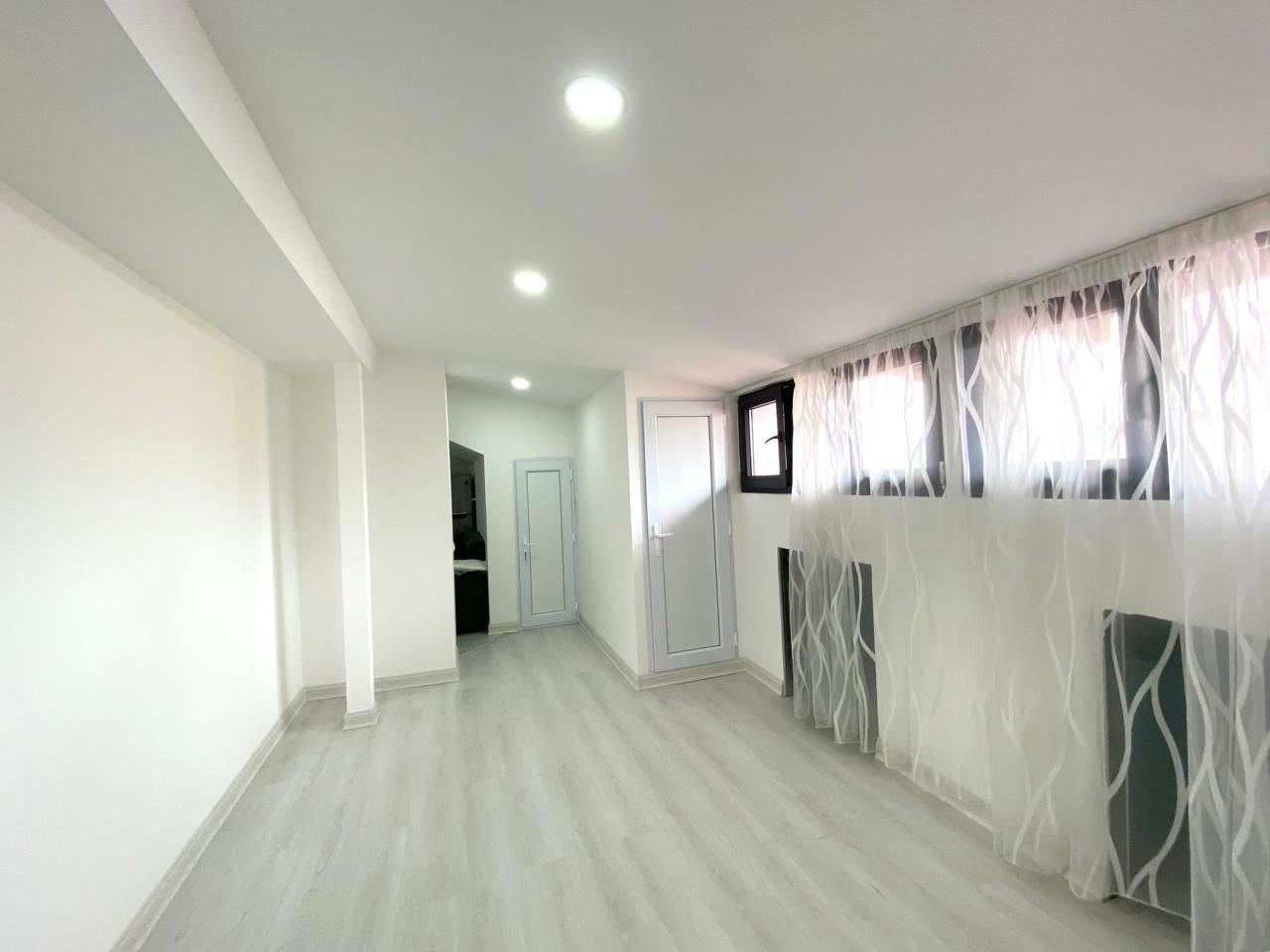 Studio Apartment For Sale view 10