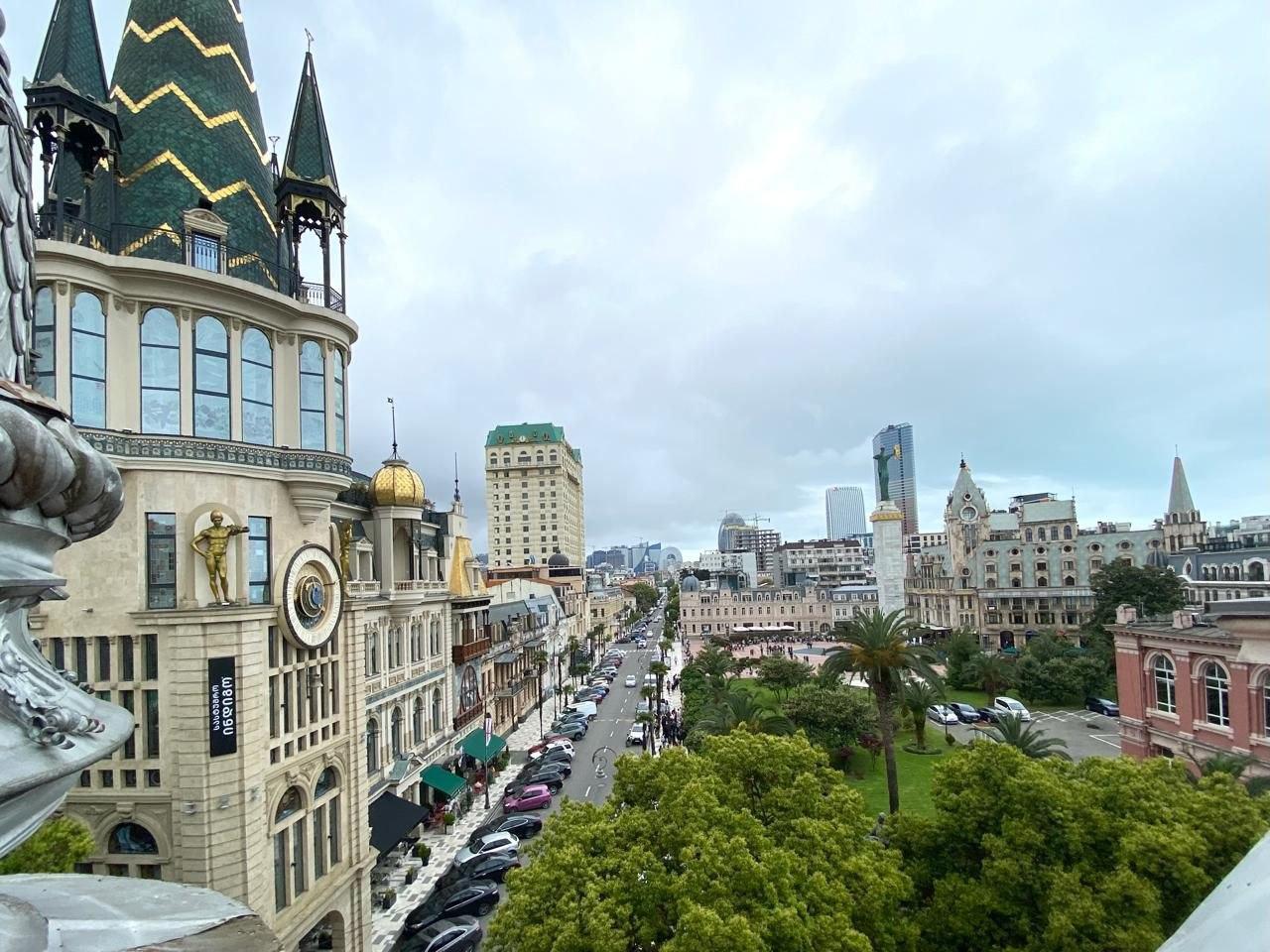 Studio Apartment For Sale view 8